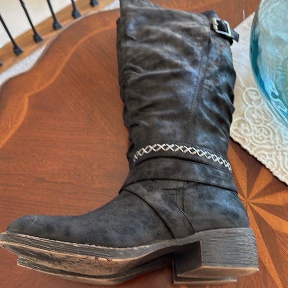 Rampage size 8.5 black ladies boots - Picture 10 of 10